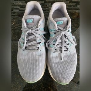 Women's Nike sneakers.